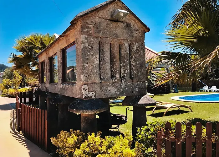 Отель Conde Navio *